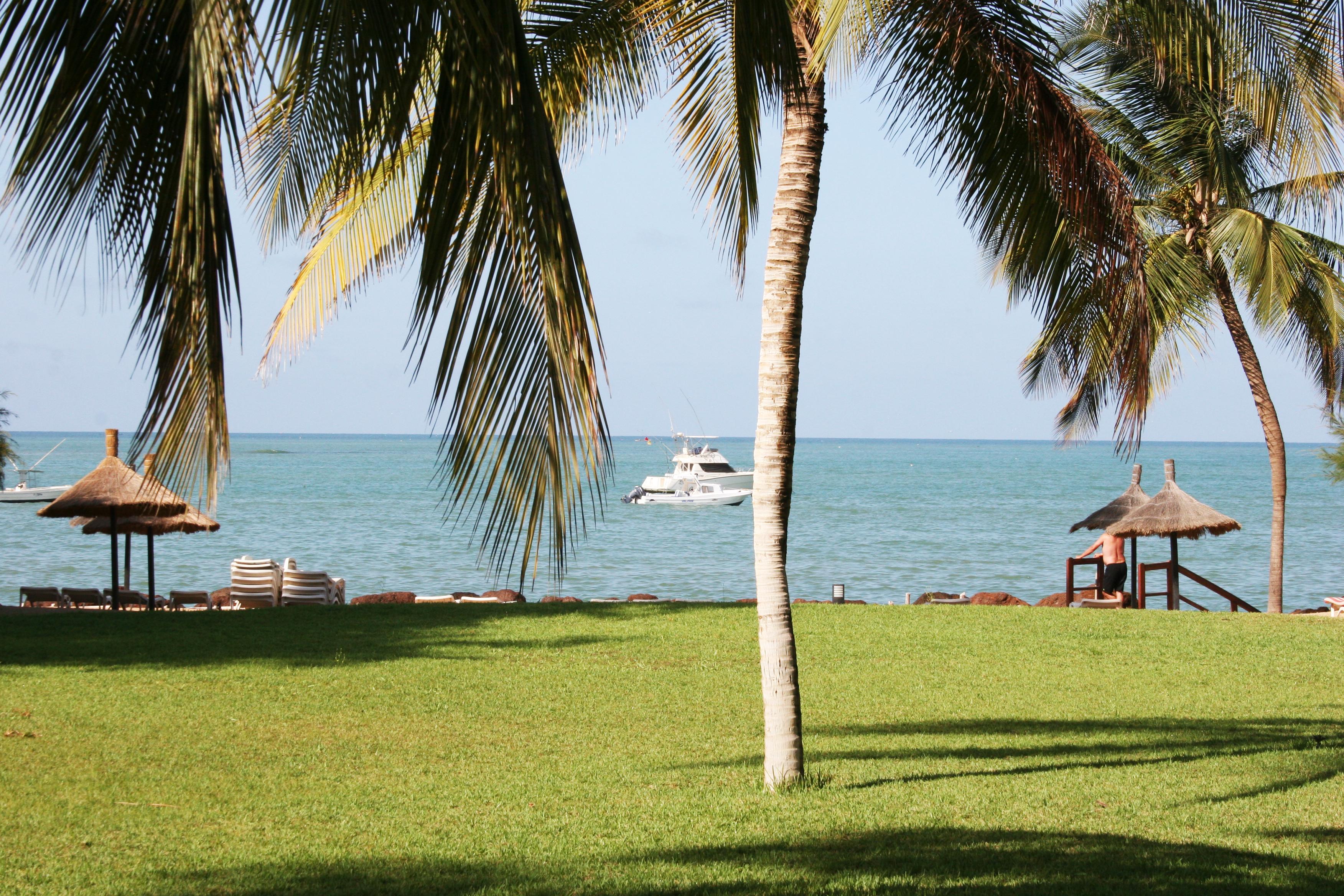 Le Saly Hotel & Hotel Club Filaos Экстерьер фото